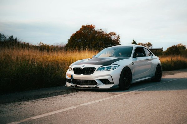 How to Master the Art of Photography and Capture Stunning Moments?