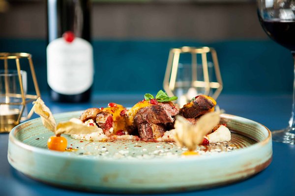 Can You Master the Art of Gourmet Italian Meatballs with a Rich Tomato Sauce?